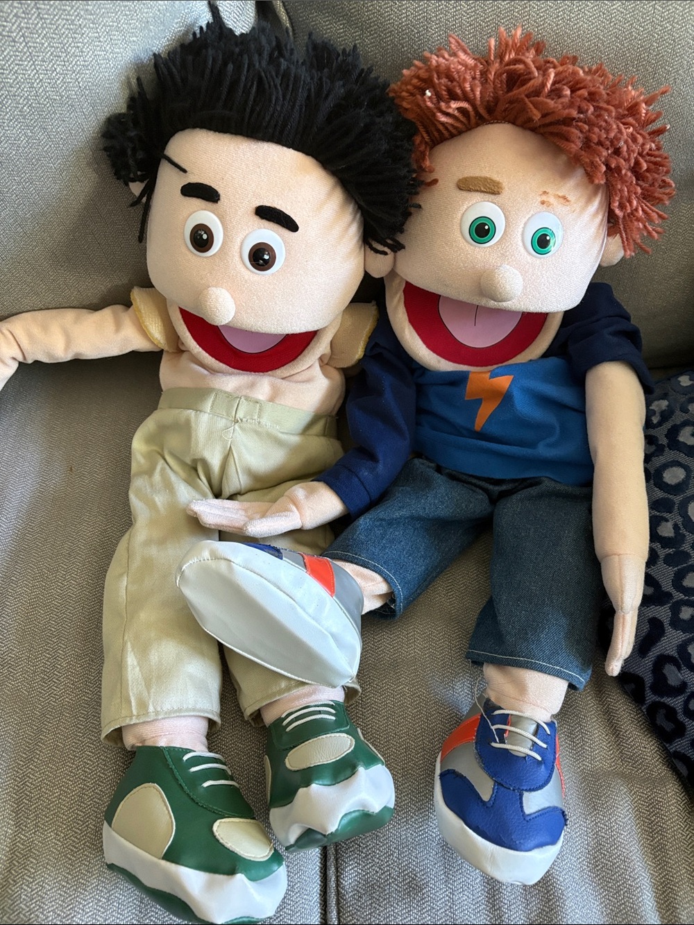 Kids Plush marionette Puppets Duo - Green & Blue Shoe Colors